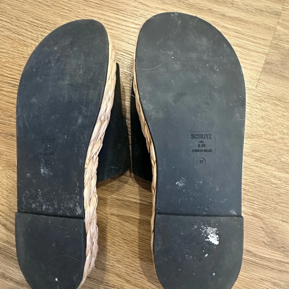 Schutz enola flat sandal - Picture 8 of 9